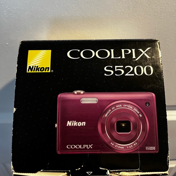 Nikon Coolpic S5200 - Picture 1 of 3
